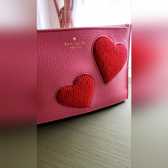Kate Spade On Purpose Beaded Heart Wristlet Like New - Picture 3 of 5
